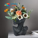 Vaza decorativa Face Destina neagra din ceramica