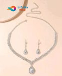 Set bijuterii colier si cercei Stylish Boutique cu strasuri cristale RSY07 infinitymag (2)